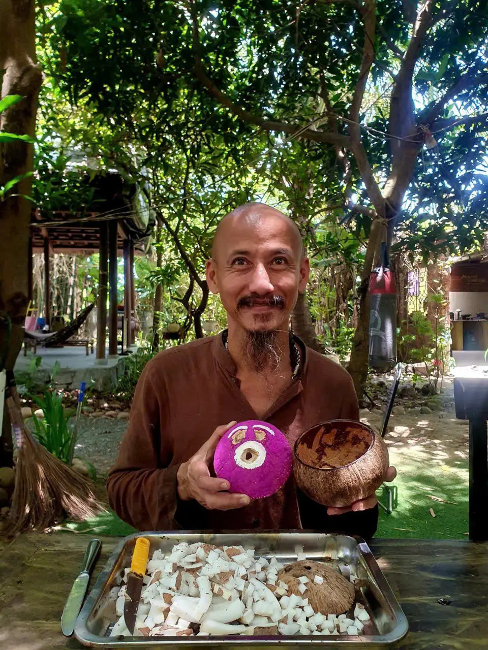 PEACEFUL NATURE COCONUT WORKSHOP